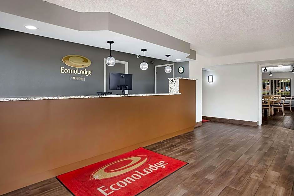 Econo Lodge Live Oak