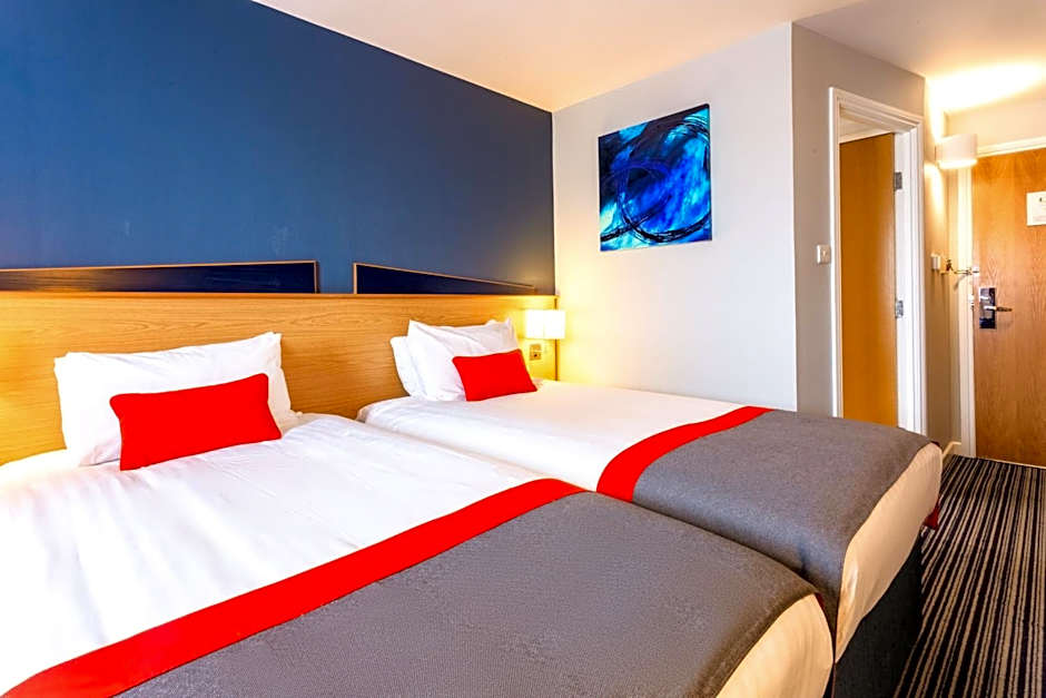 Holiday Inn Express Perth By IHG