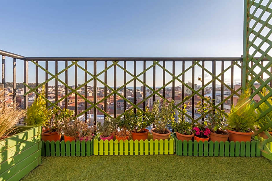 Eleventh Floor Suites