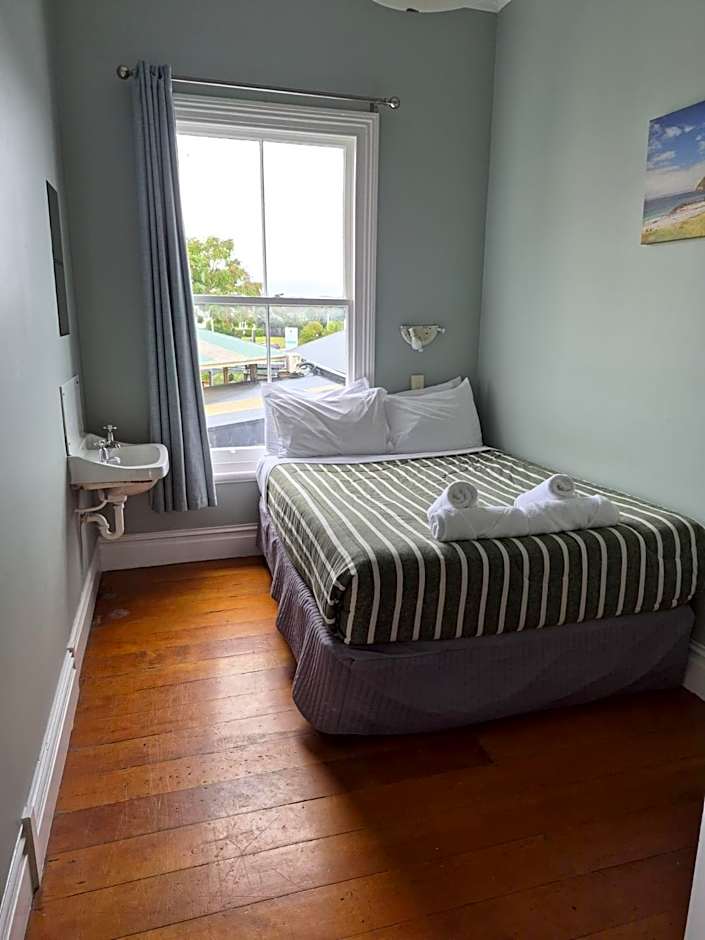 HarbourView Hotel