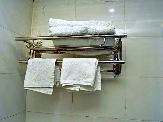 Guangzhou Business Hotel (Shangxiajiu Pedestrian Street Changshou Road Subway Station Branch)