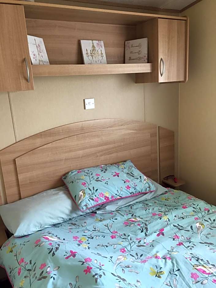 The Pad- 3 bed 2 bath, caravan Lido Beach