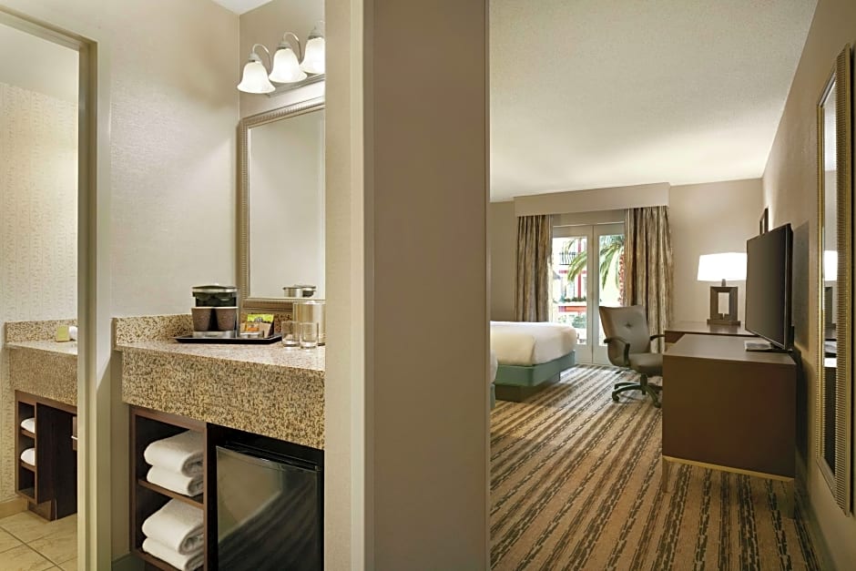 Photo 1 of 10 of 2 Queen Beds, Mobility Accessible, Bathtub