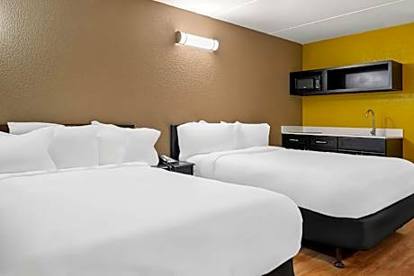 1 King Bed Non Smoking
