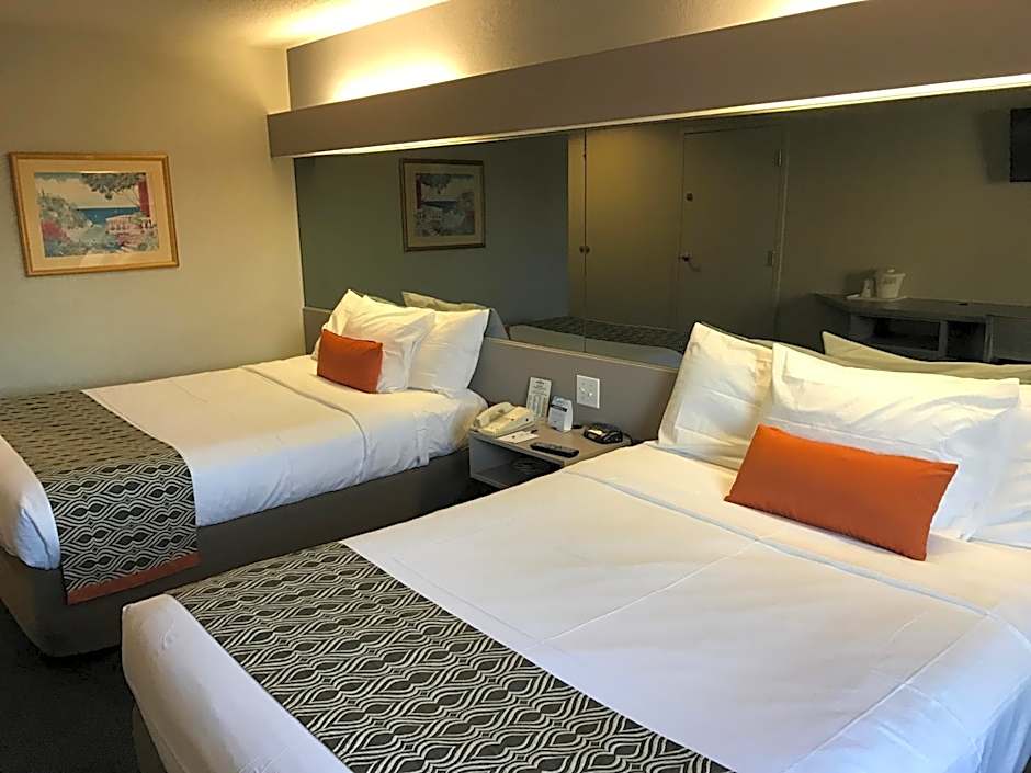 Microtel Inn & Suites by Wyndham Louisville East