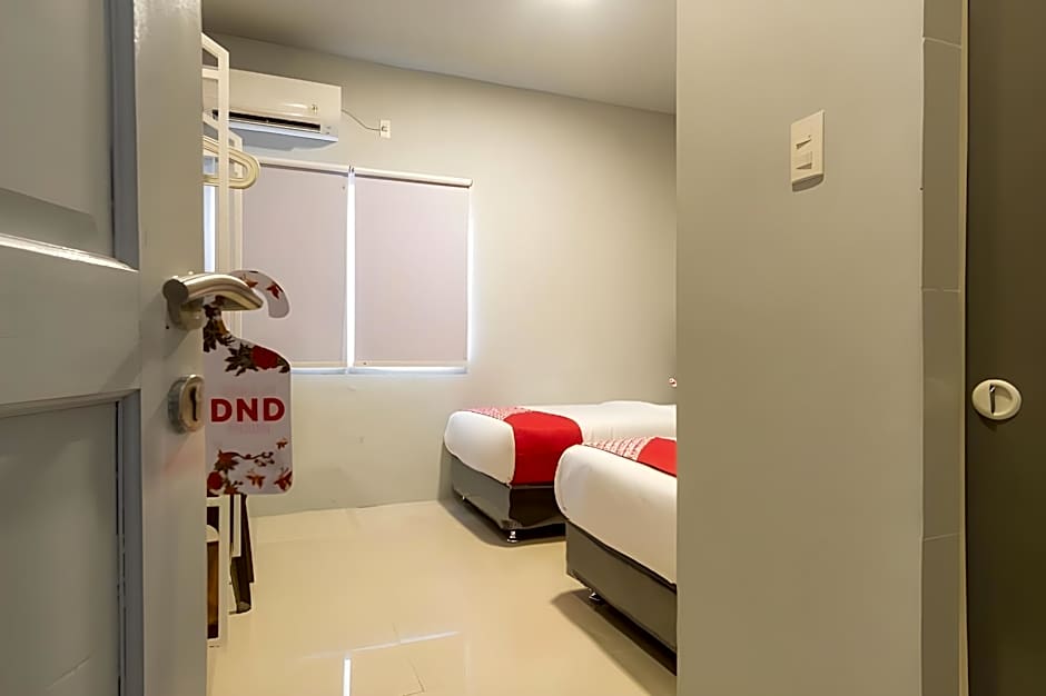 Super OYO 360 Mangaan Residence