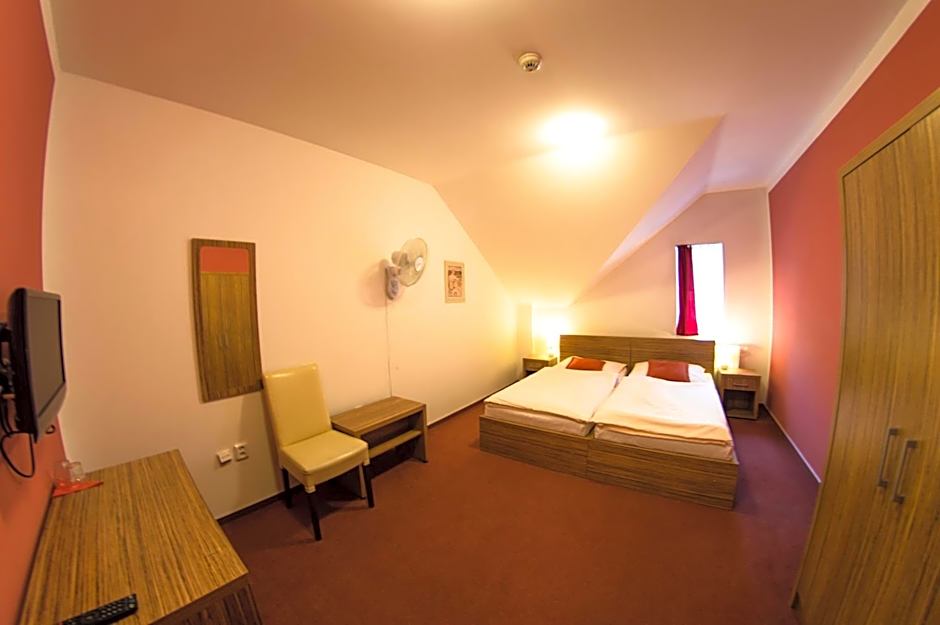 Wellness Hotel Hukvaldy POLOPENZE A WELLNESS V CENĚ