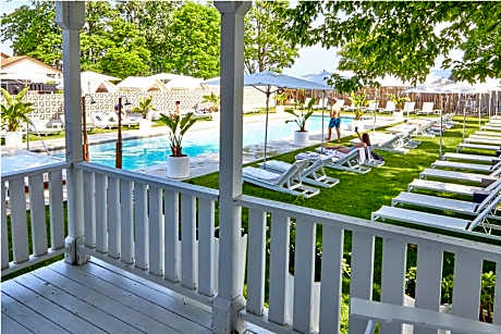 Queen Room with Balcony