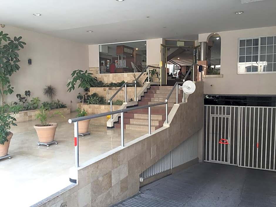 Hotel Enterprise Inn Plaza