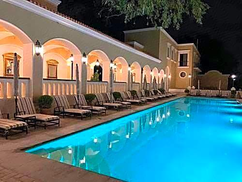 Villa Antigua