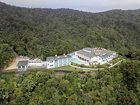 Waitakere Resort & Spa