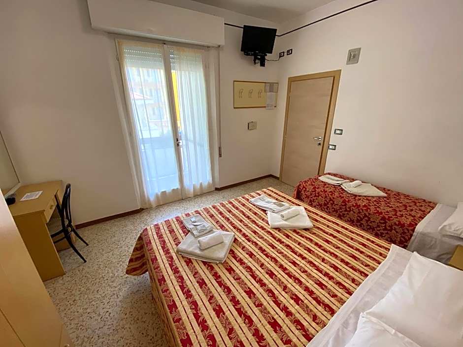 Hotel Nanni Garnì