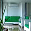 Vivien's Hotel