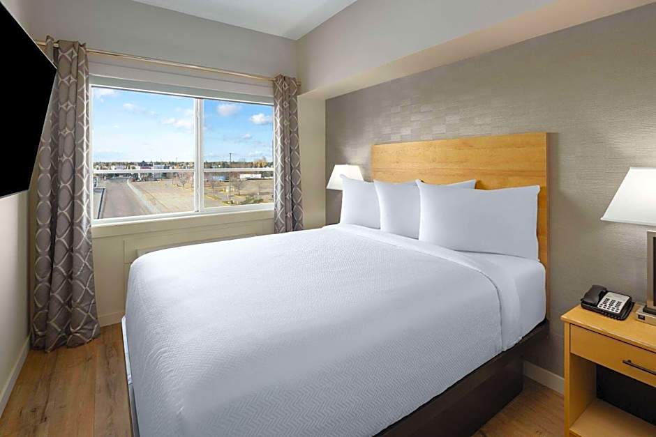 Baymont by Wyndham West Edmonton