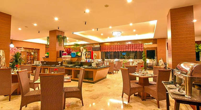 Grand Rocky Hotel Bukittinggi