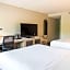 DoubleTree by Hilton Austin, MN
