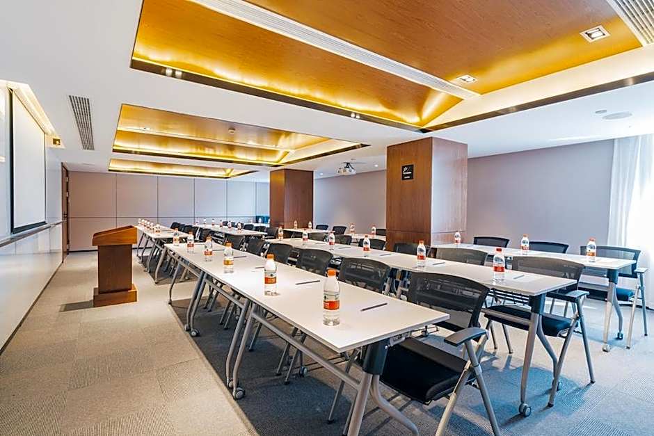 Atour Hotel Dongying Huanghe Road