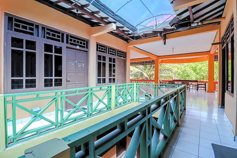 Hotel Kukup Indah by ZUZU