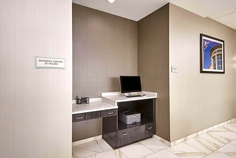La Quinta Inn & Suites by Wyndham Springfield