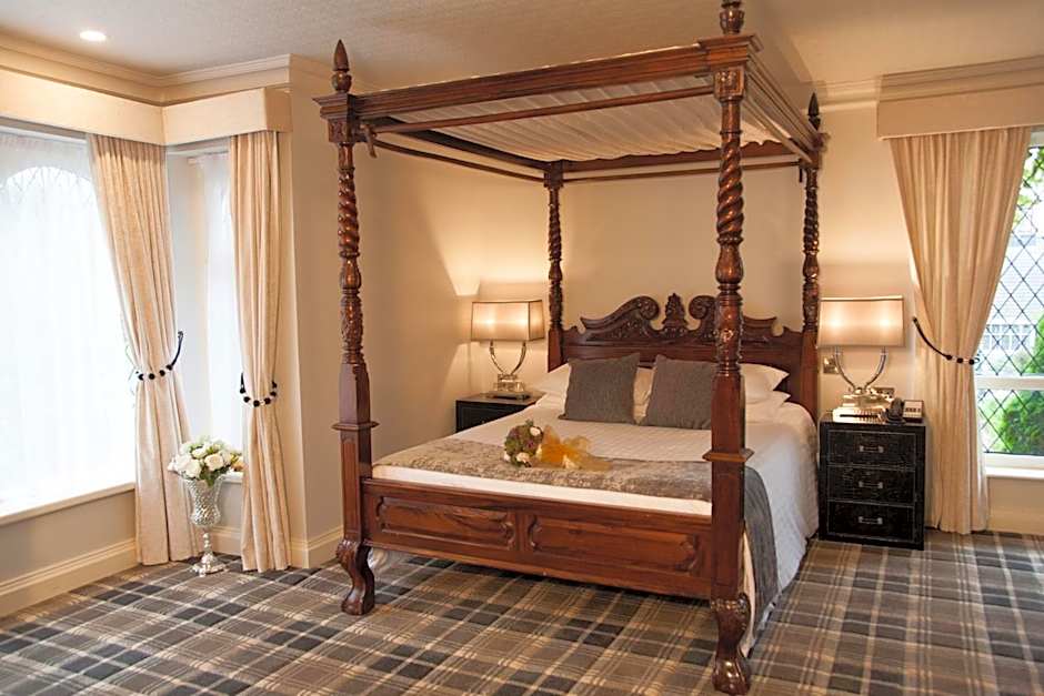 Treacys Oakwood Hotel, Shannon