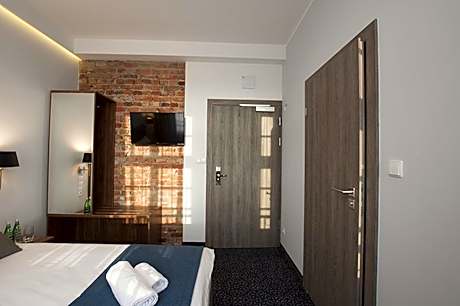 Economy Double or Twin Room