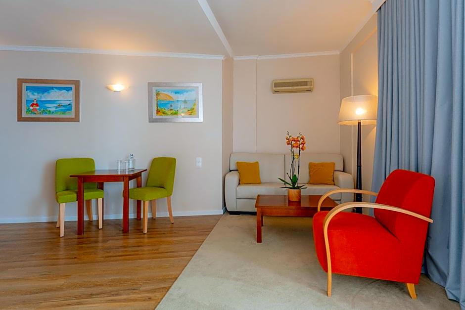 Duas Torres Hotel