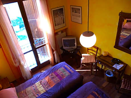 Double or Twin Room with Garden View