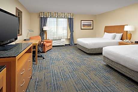 Queen Room with Two Queen Beds - Mobility and Hearing Access