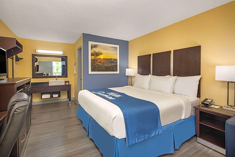 Days Inn by Wyndham Muscle Shoals Florence