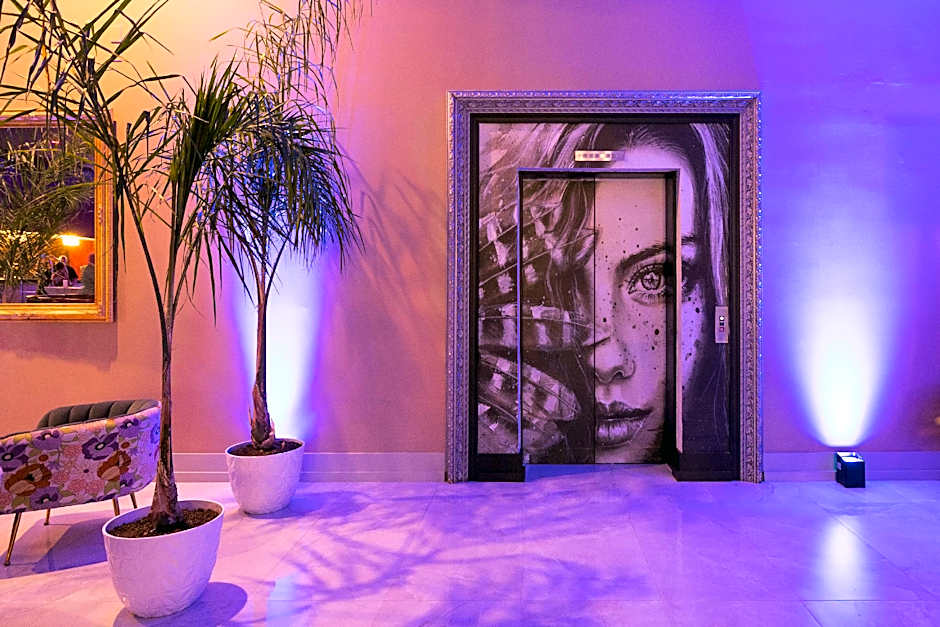 The Lexi Las Vegas - 21 and over Hotel