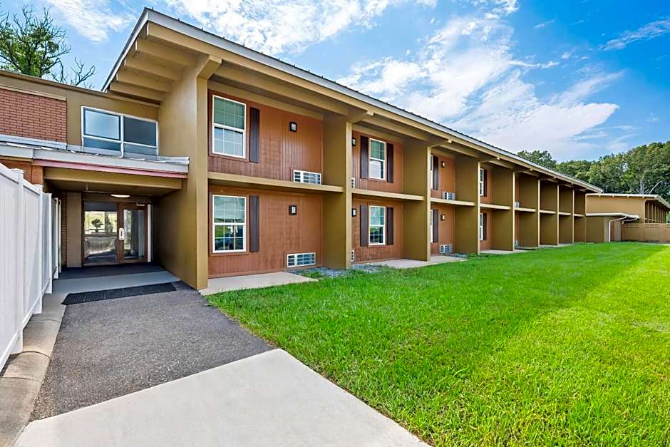 Econo Lodge Montgomery South I-65