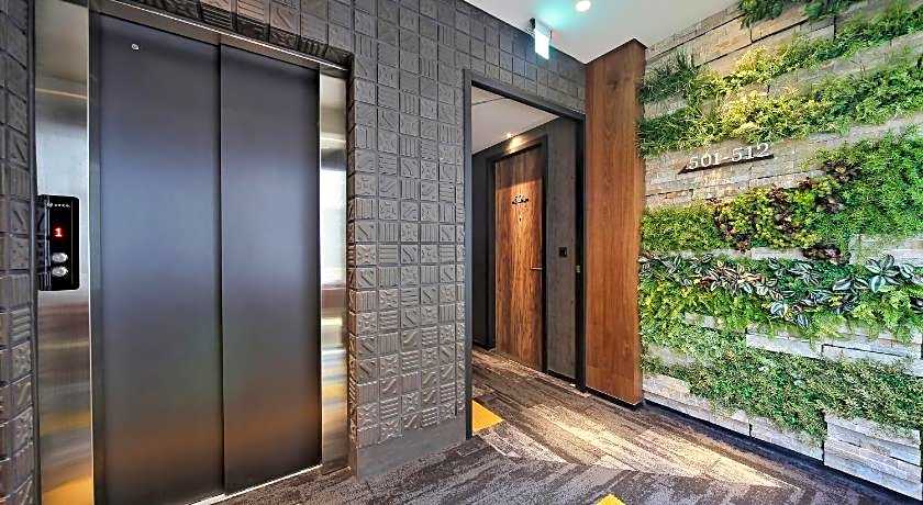 Micro Hotel