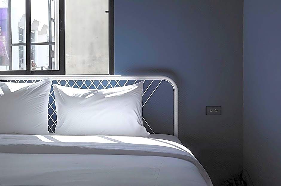 Borbaboom Phuket Poshtel & Hostel