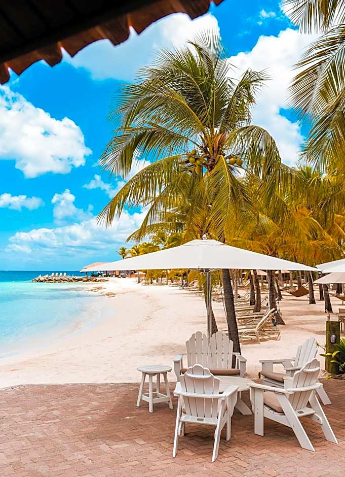 Harbour Village Beach Club