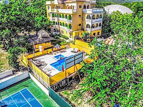 Takuma Boutque Hotel Hotel Rooms & Suites