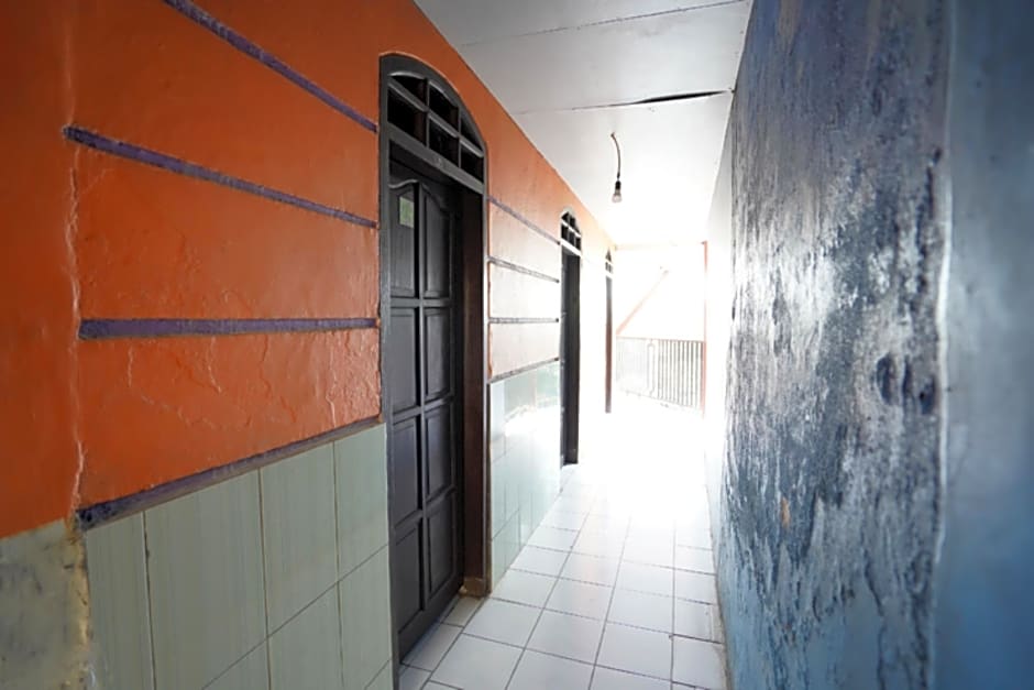 OYO 927 Carina Hotel