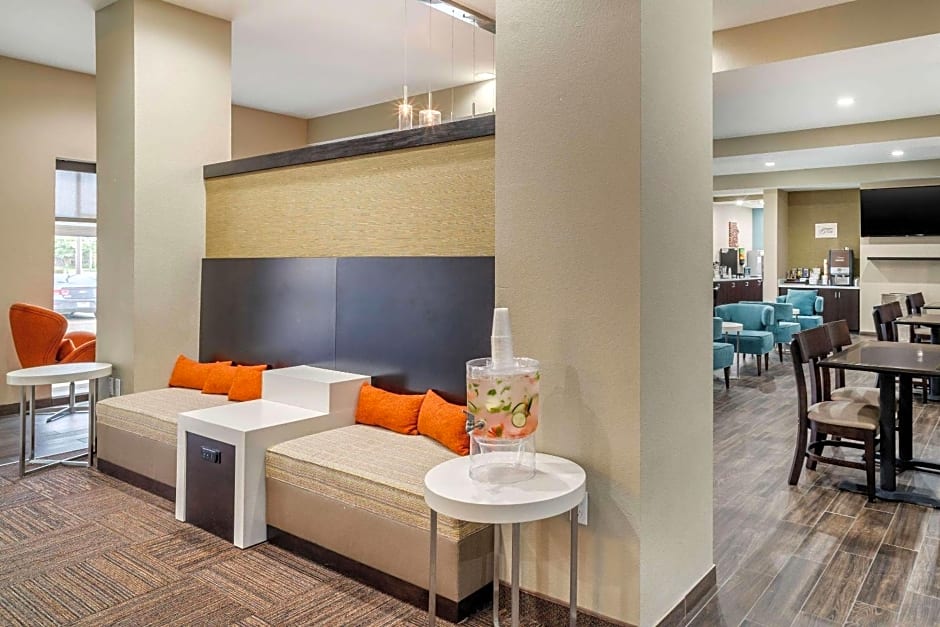 Sleep Inn & Suites