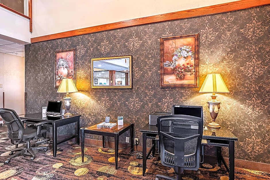 Quality Inn & Suites Hannibal West