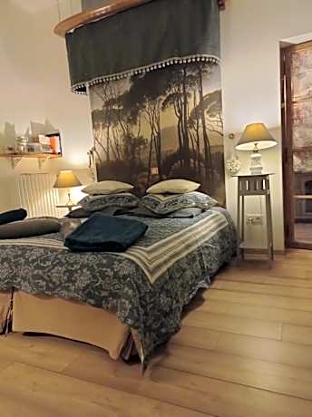 Double or Twin Room with Private Bathroom