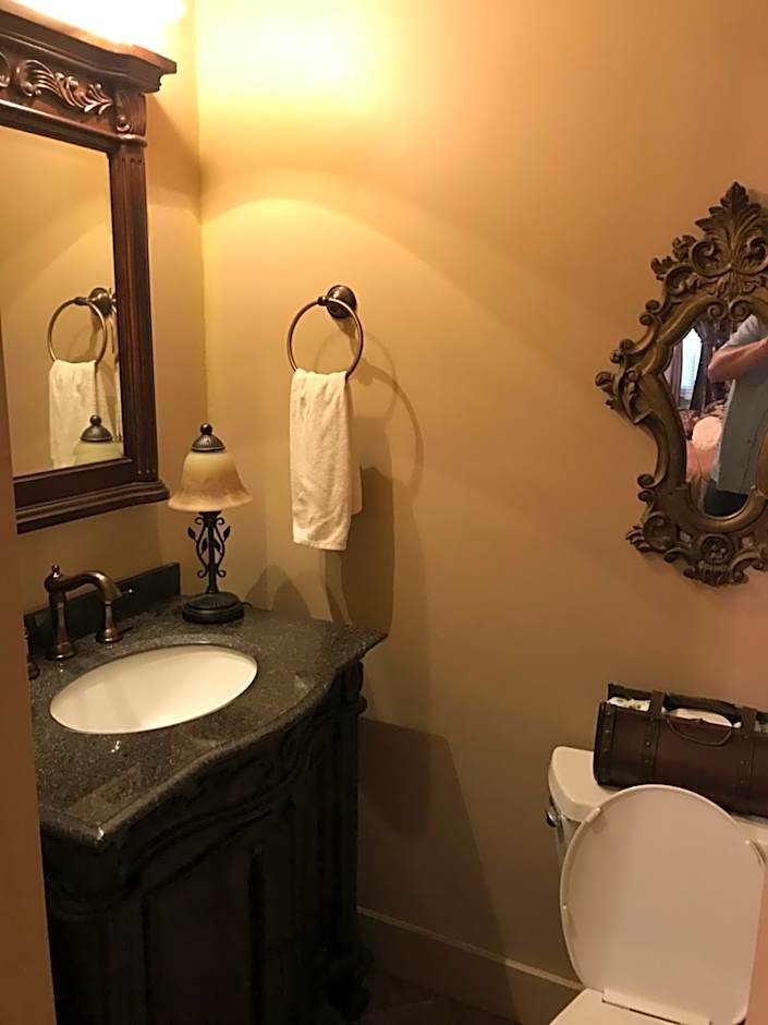 Armour's Hotel & Spa