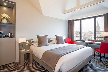 Executive Queen Room