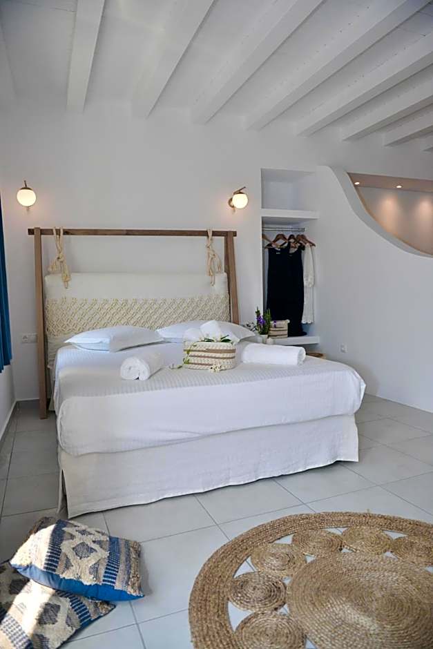 Blue Paradise Apartments