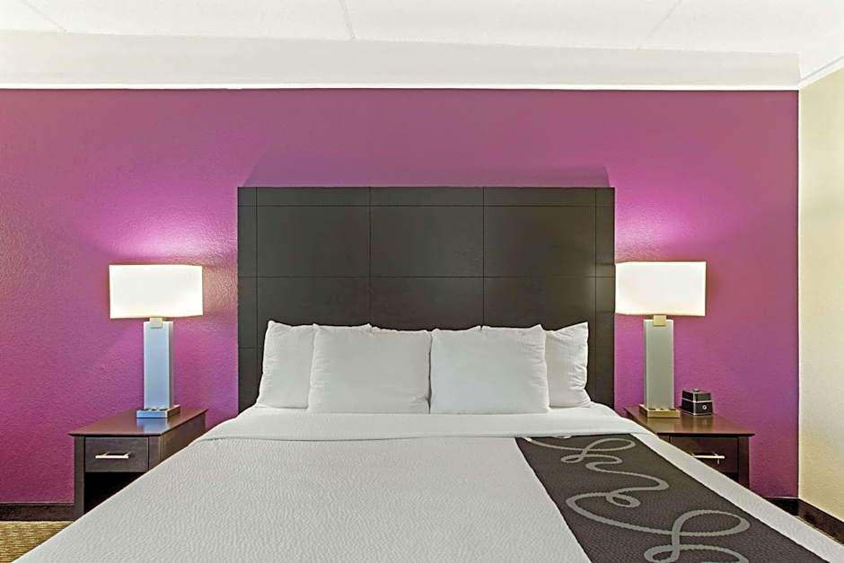 La Quinta Inn & Suites by Wyndham Andover