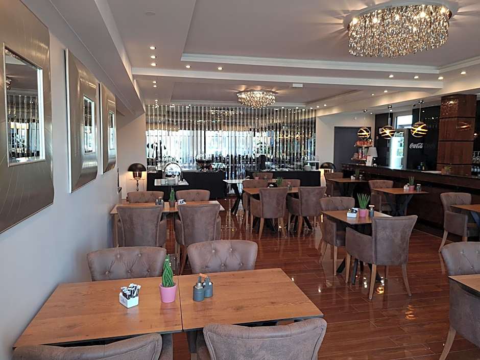 Hotel Starton am Ingolstadt Village