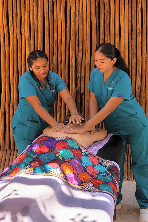 Totem Beach Club - Celestun