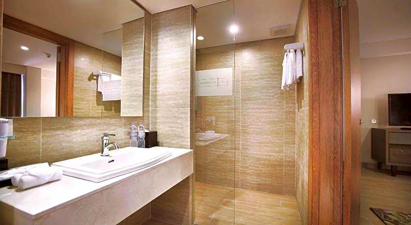 Harper Kuta by ASTON