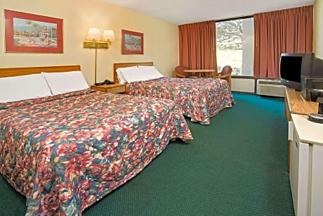 1 king bed, mobility accessible room, non-smoking