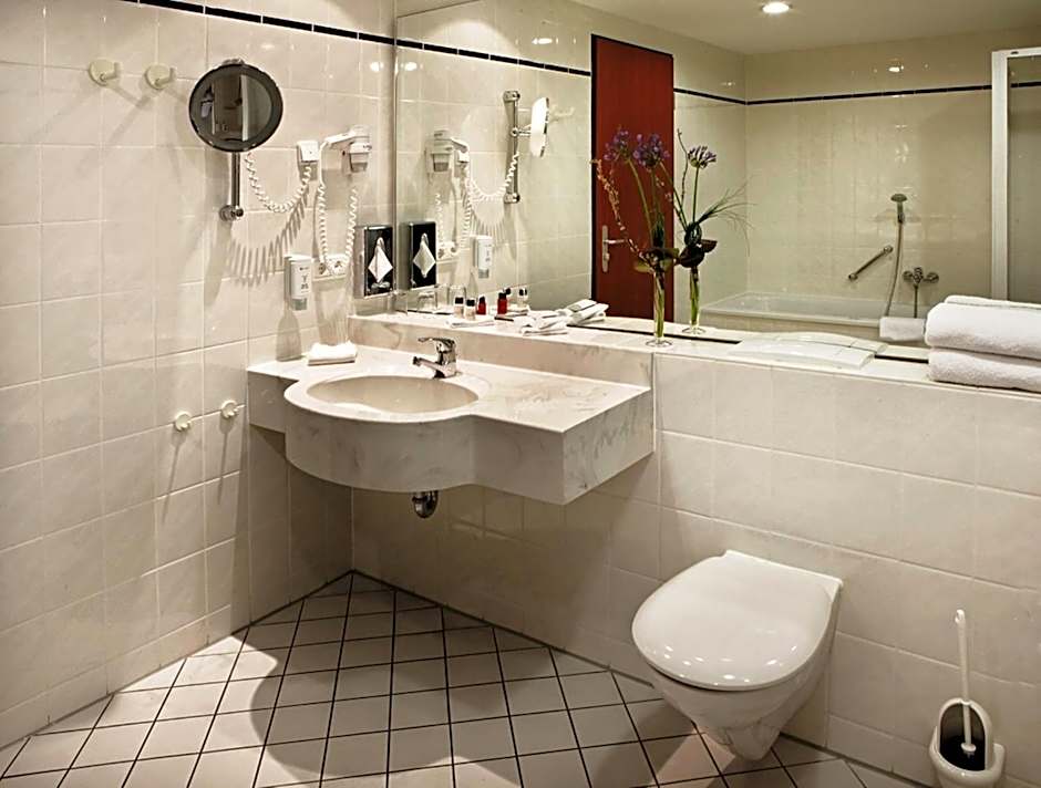 H4 Hotel Kassel City, Trademark Collection by Wyndham