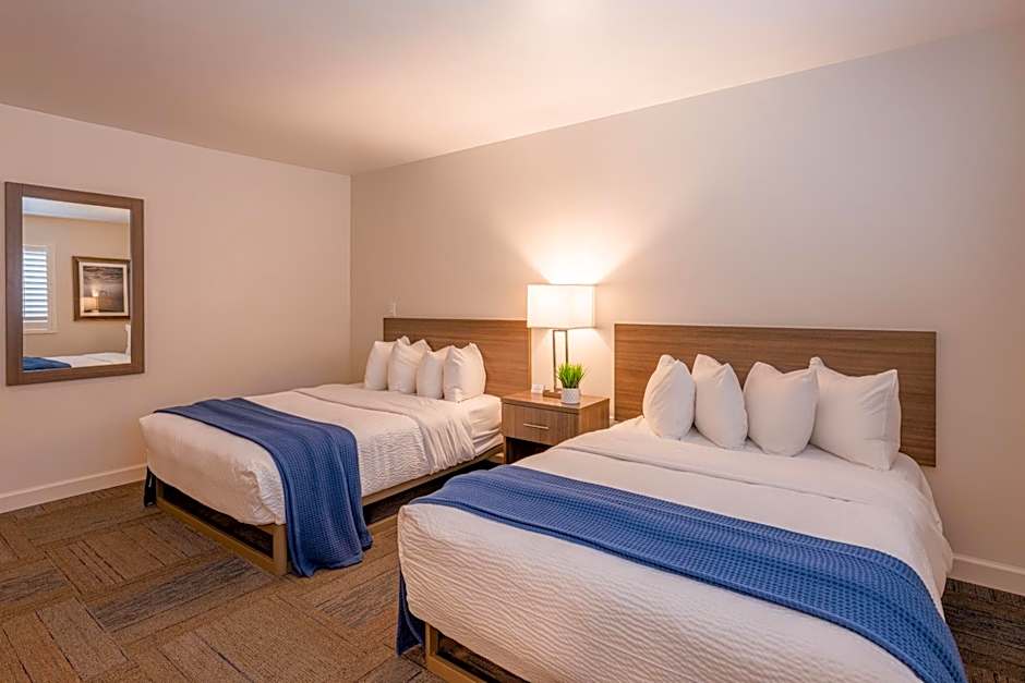 Inn At Moss Landing Point