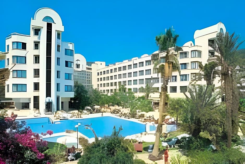 Photo 1 of 50 of Hotel Aqua